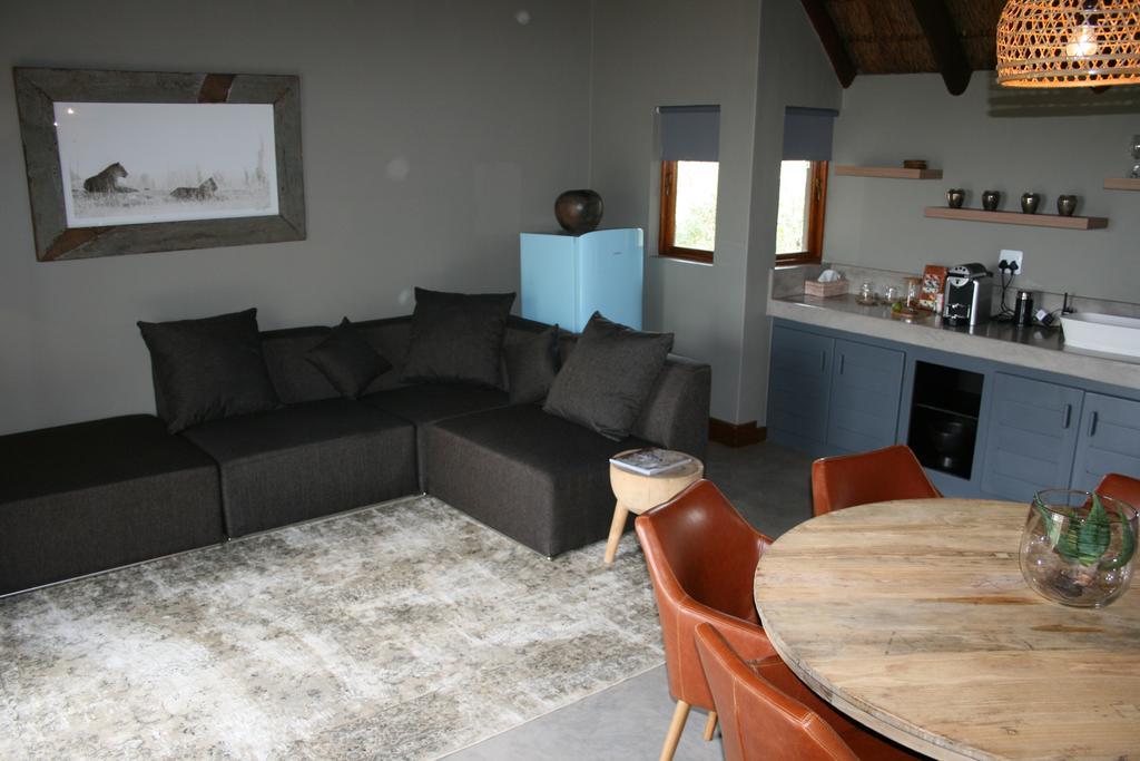 Mhondoro Safari Lodge & Villa Réserve animalière Welgevonden Extérieur photo